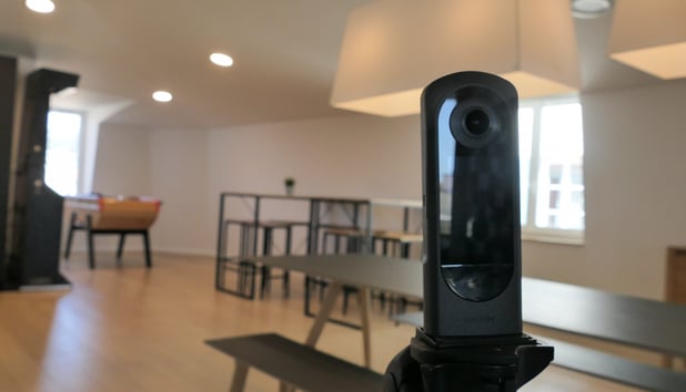 Place aux Visites virtuelles X Ricoh Theta